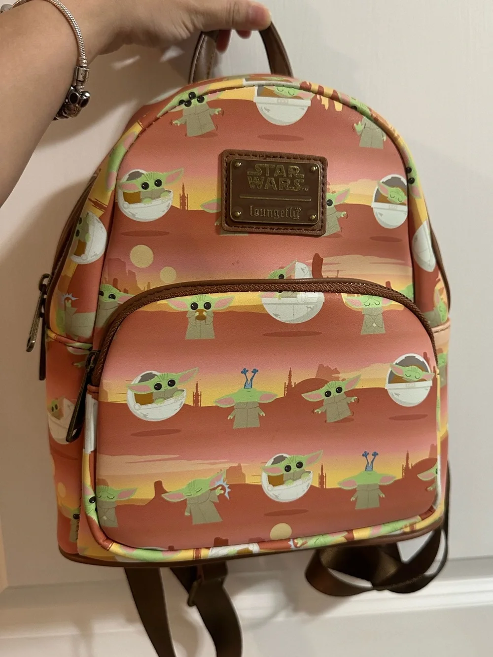 Baby Yoda/Grogu Mandalorian Loungefly Mini Backpack